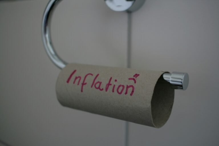 IPCA: Como a Inflação Impacta seus Investimentos e o Poder de Compra IPCA: Como a Inflação Impacta seus Investimentos e o Poder de Compra