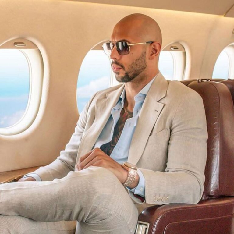 Quem é Andrew Tate? Uma Análise Neutra da Sua Ascensão Digital Quem é Andrew Tate? Uma Análise Neutra da Sua Ascensão Digital