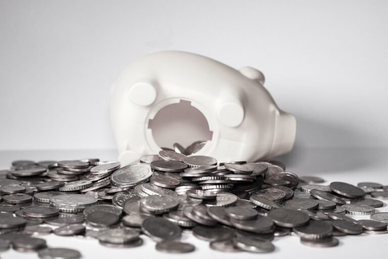 CDB: Entenda as Vantagens, Desvantagens e Como Ele Pode Ser o Investimento Ideal para Você CDB: Entenda as Vantagens, Desvantagens e Como Ele Pode Ser o Investimento Ideal para Você