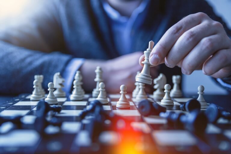 Pensamento Estratégico: 7 Estratégias Mentais para Transformar Sua Vida Pensamento Estratégico: 7 Estratégias Mentais para Transformar Sua Vida